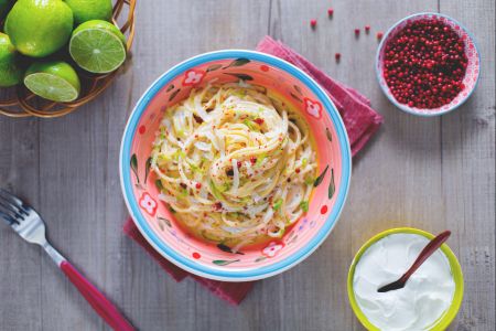 Vermicelli con lima y pimienta rosa