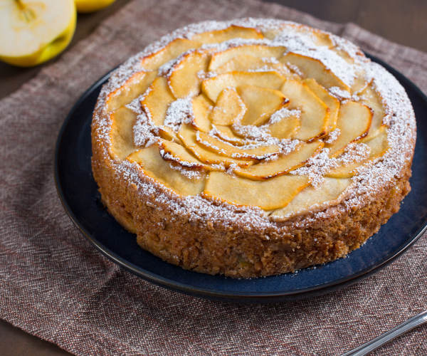 Tarta de manzana con leche de avena