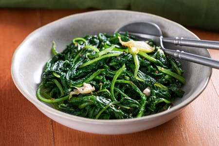 Acelgas en sartén