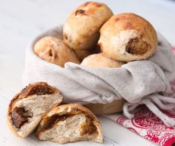Panecillos con higos secos