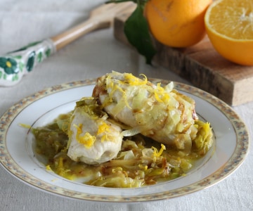 Rollitos de pollo con puerros y cítricos