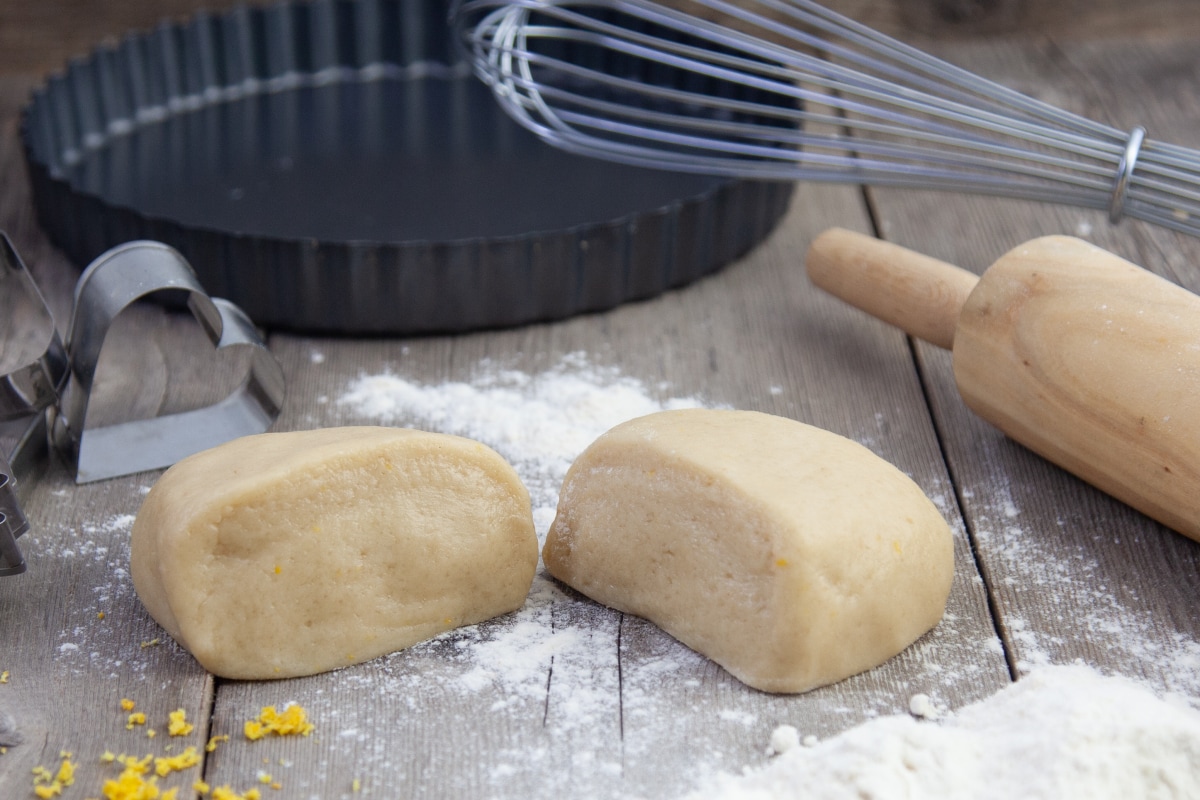 Pasta brisa con claras de huevo
