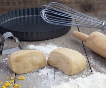 Pasta brisa con claras de huevo