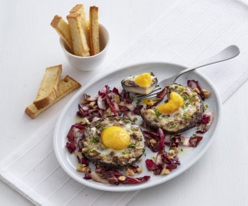 Portobello rellenos de huevos y queso