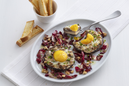 Portobello rellenos de huevos y queso