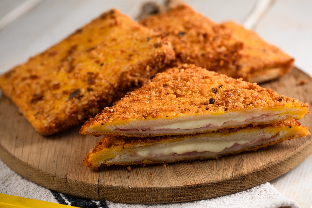 Mozzarella y jamón en carroza