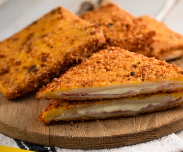 Mozzarella y jamón en carroza