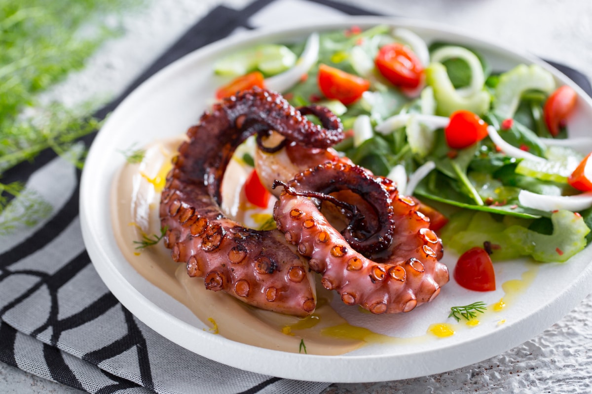 Pulpo a la plancha y su mayonesa