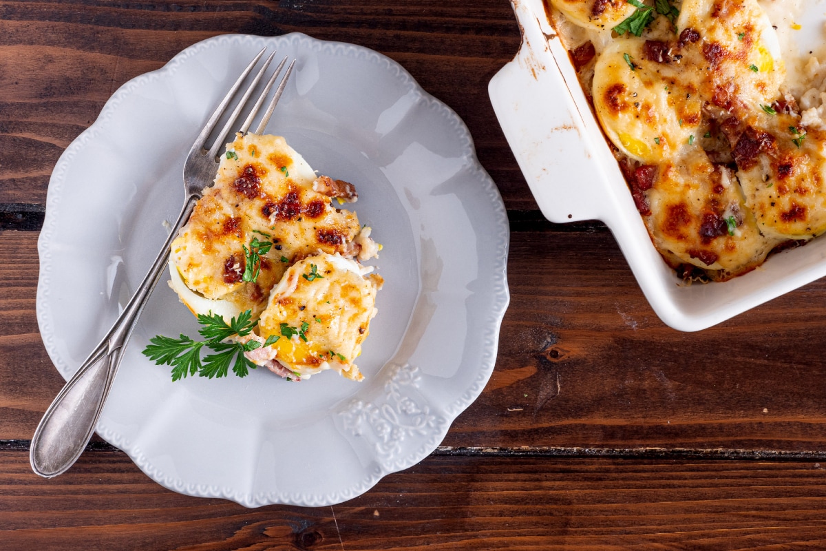 Huevos gratinados