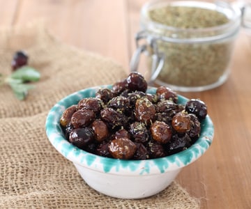 Aceitunas negras al horno