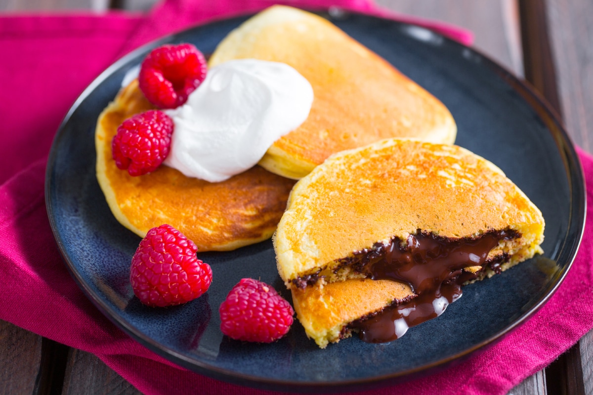 Pancakes rellenos de chocolate
