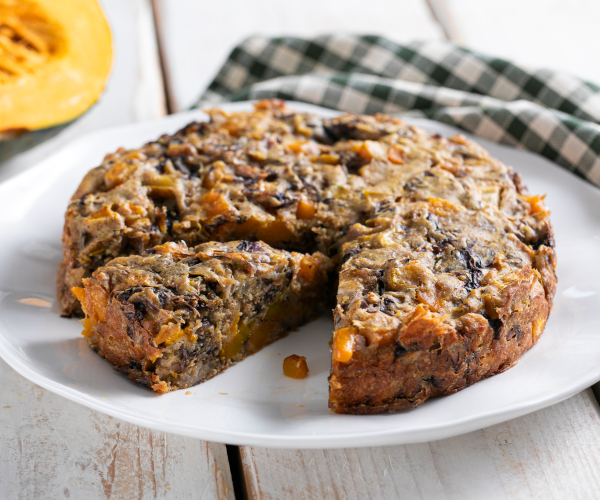 Tarta salada de calabaza y achicoria