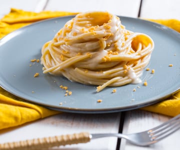 Espaguetis con bottarga