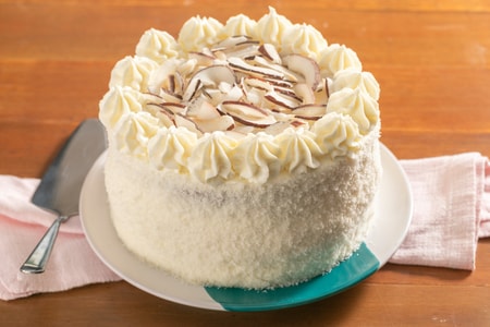 Tarta de coco rellena