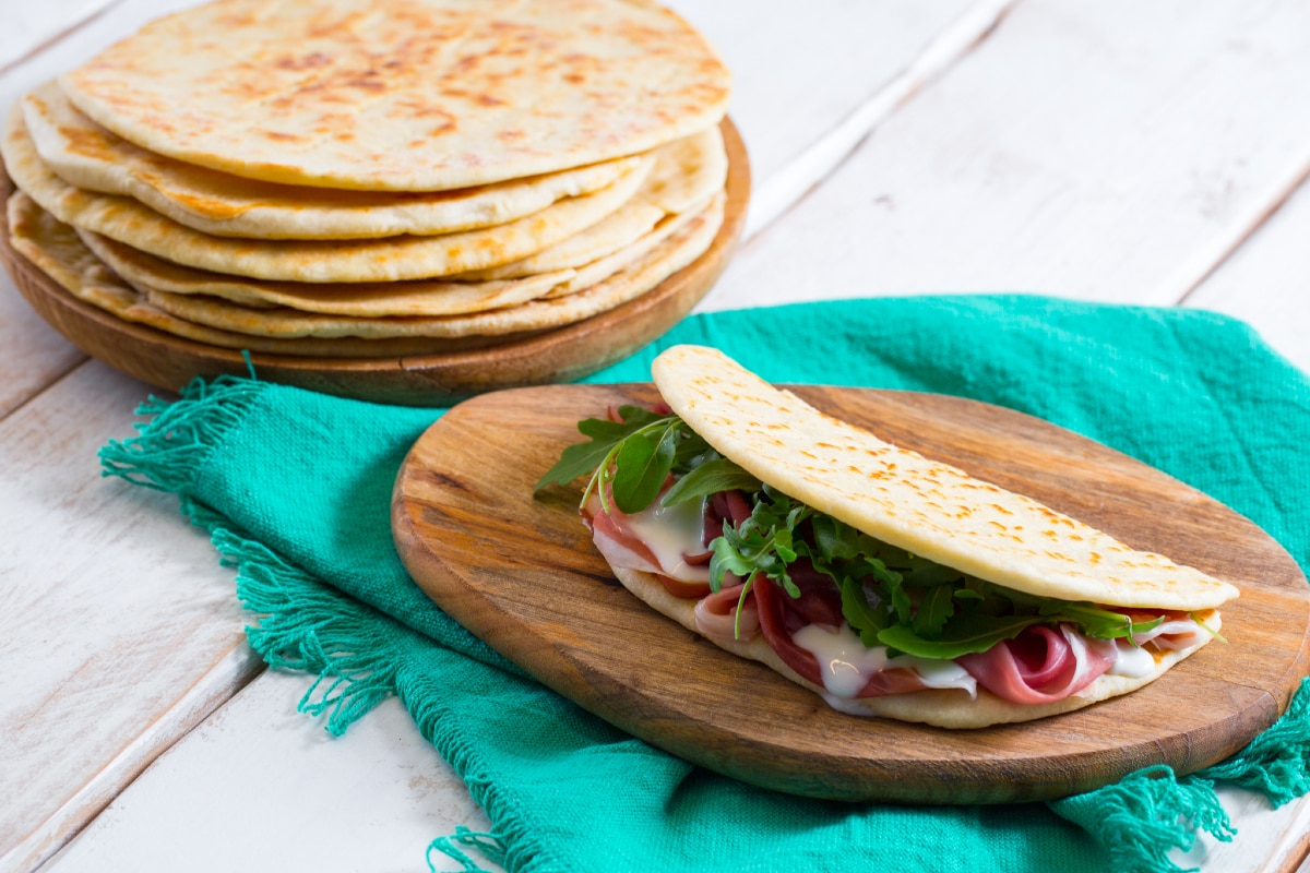 Piadina gruesa romagnola