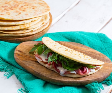 Piadina gruesa romagnola
