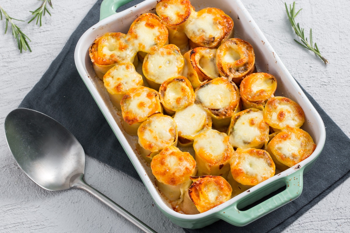 Nidos de setas, crema de calabaza y mozzarella