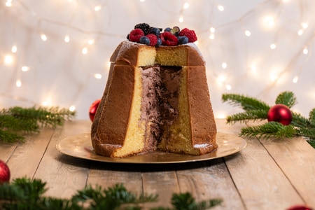 Pandoro relleno de Nutella Helado