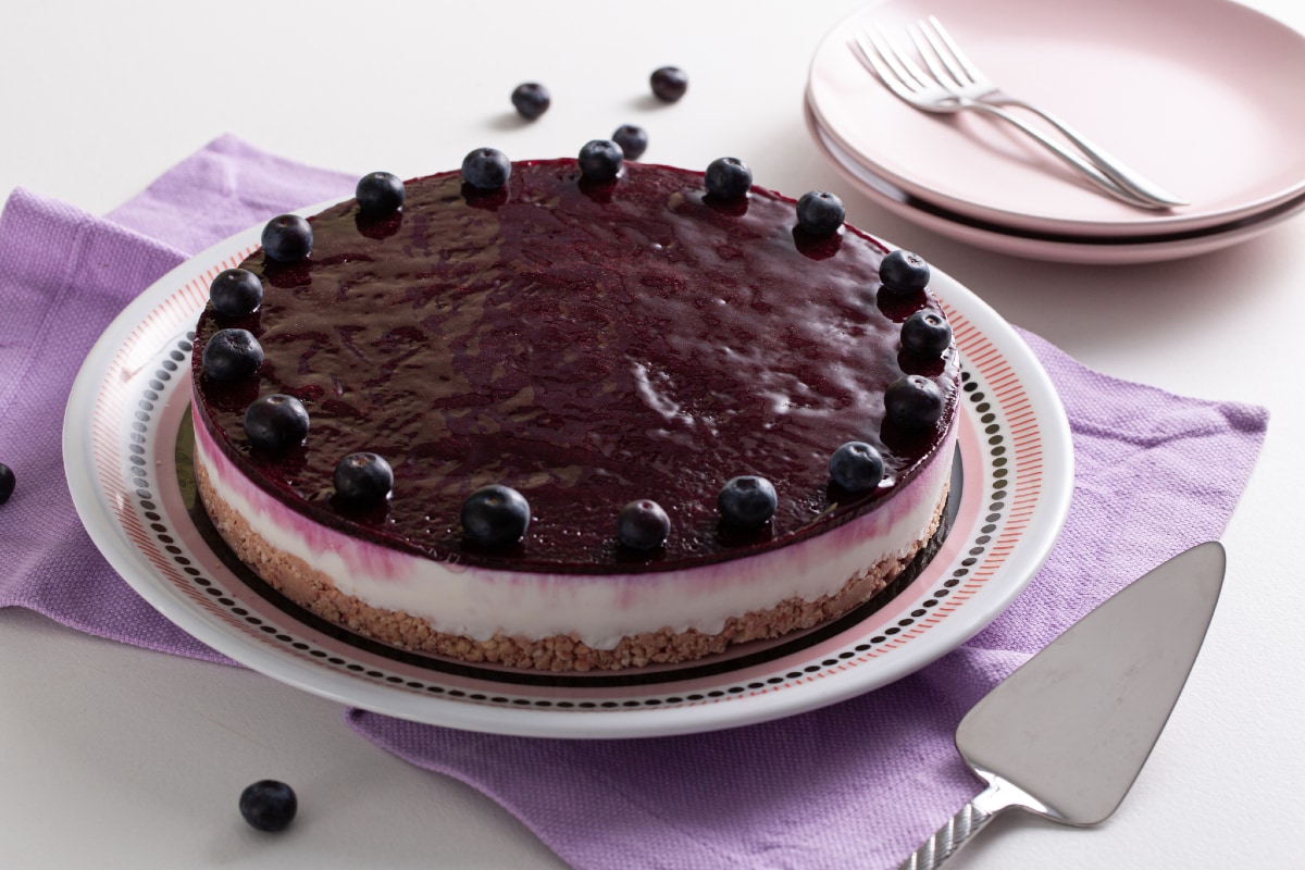 Tarta de requesón y arándanos