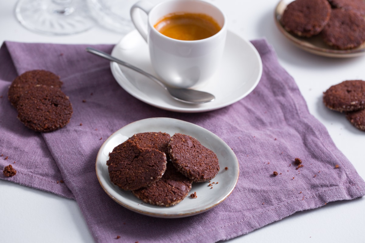 Galletas con chocolate negro y sal rosa del Himalaya