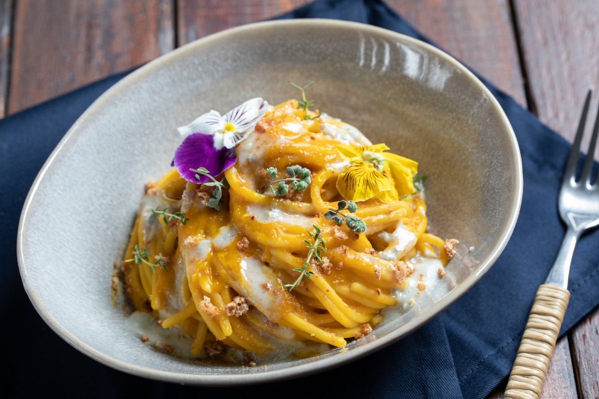 Espaguetis cremosos con calabaza y gorgonzola