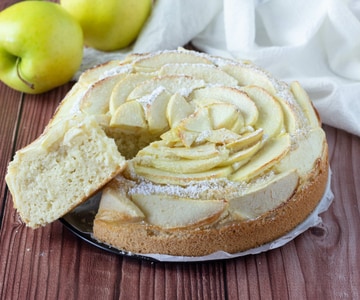 Tarta de coco y manzana