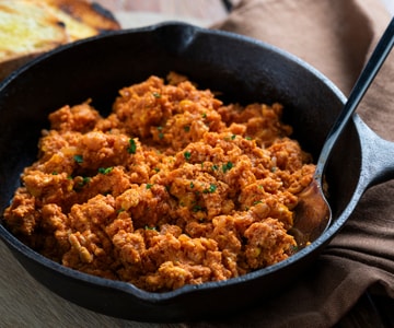 Huevos revueltos con tomate