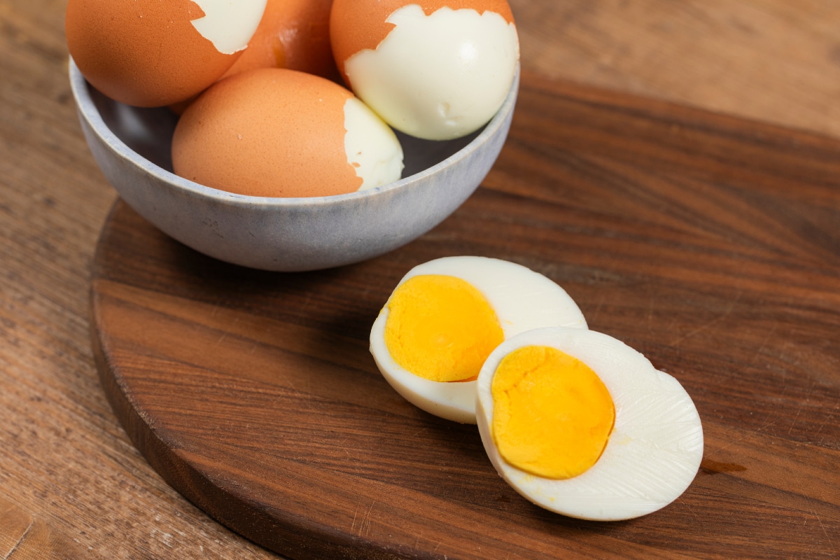 Huevos cocidos en freidora de aire