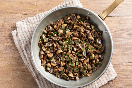 Champiñones salteados