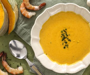 Crema de calabaza con gambas