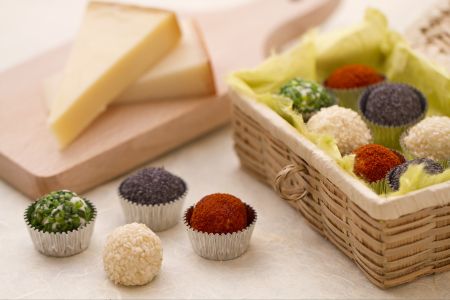 Trufitas de queso a los cuatro colores