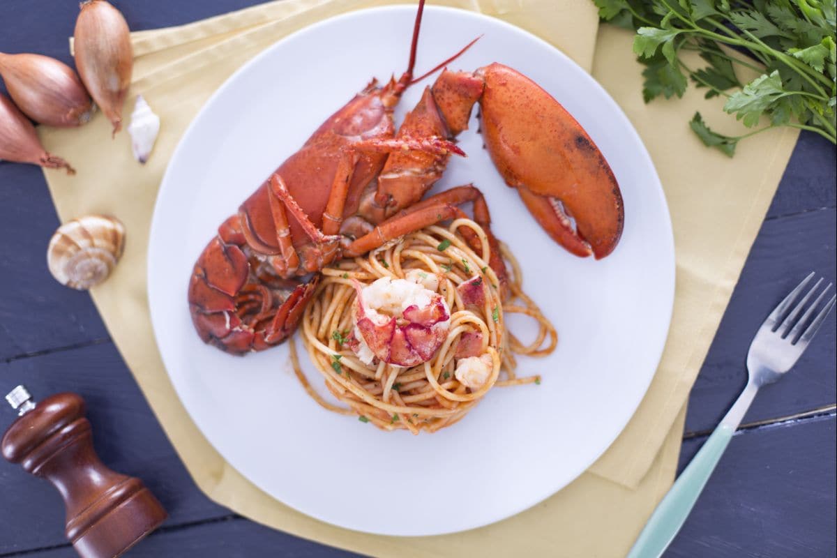 Espaguetis con bogavante en bellavista