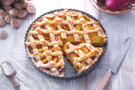 Tarta de melocotones y amaretti