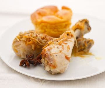 Pollo a los 4 sabores con pastel de zanahorias