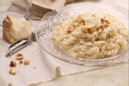 Risotto con Castelmagno y avellanas