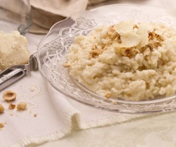 Risotto con Castelmagno y avellanas