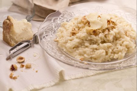 Risotto con Castelmagno y avellanas