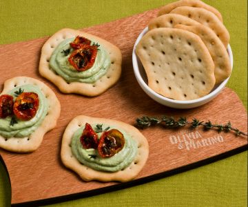 Schiacciate con crema al basilico