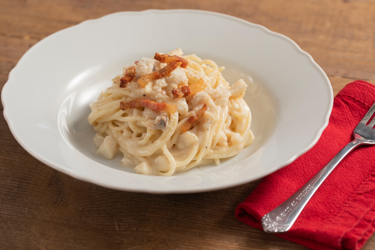 Tonnarelli a la gricia con bacalao