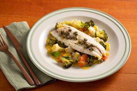 Lenguado en papillote con verduras al vapor