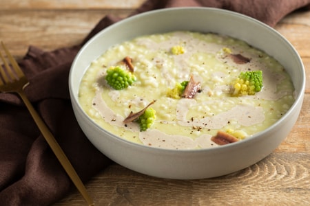 Risotto con brócoli y bagna caoda rápida