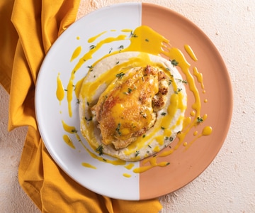 Pollo con coliflor y salsa de mostaza