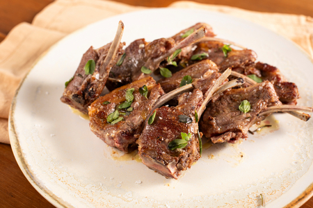 Chuletas de cordero a la sartén