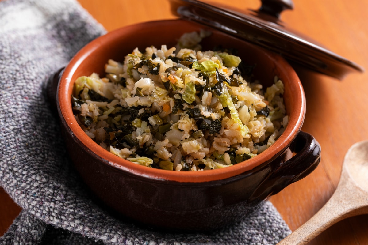 Arroz integral con col negra y col rizada
