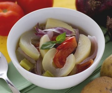 Sopa de verduras de verano
