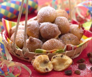 Tortelli con pasas al aroma de naranja