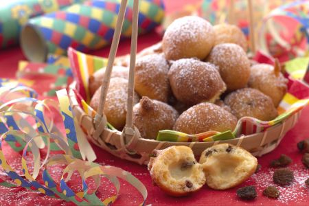 Tortelli con pasas al aroma de naranja