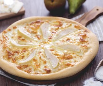 Pizza peras y brie