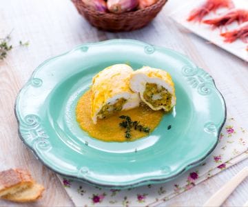 Bolsillos de pollo rellenos de gambas fáciles