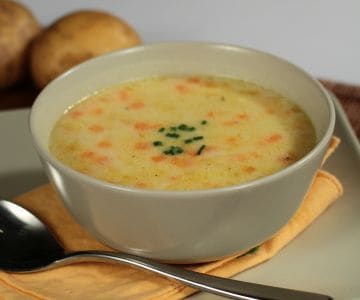 Crema de patatas con verduras